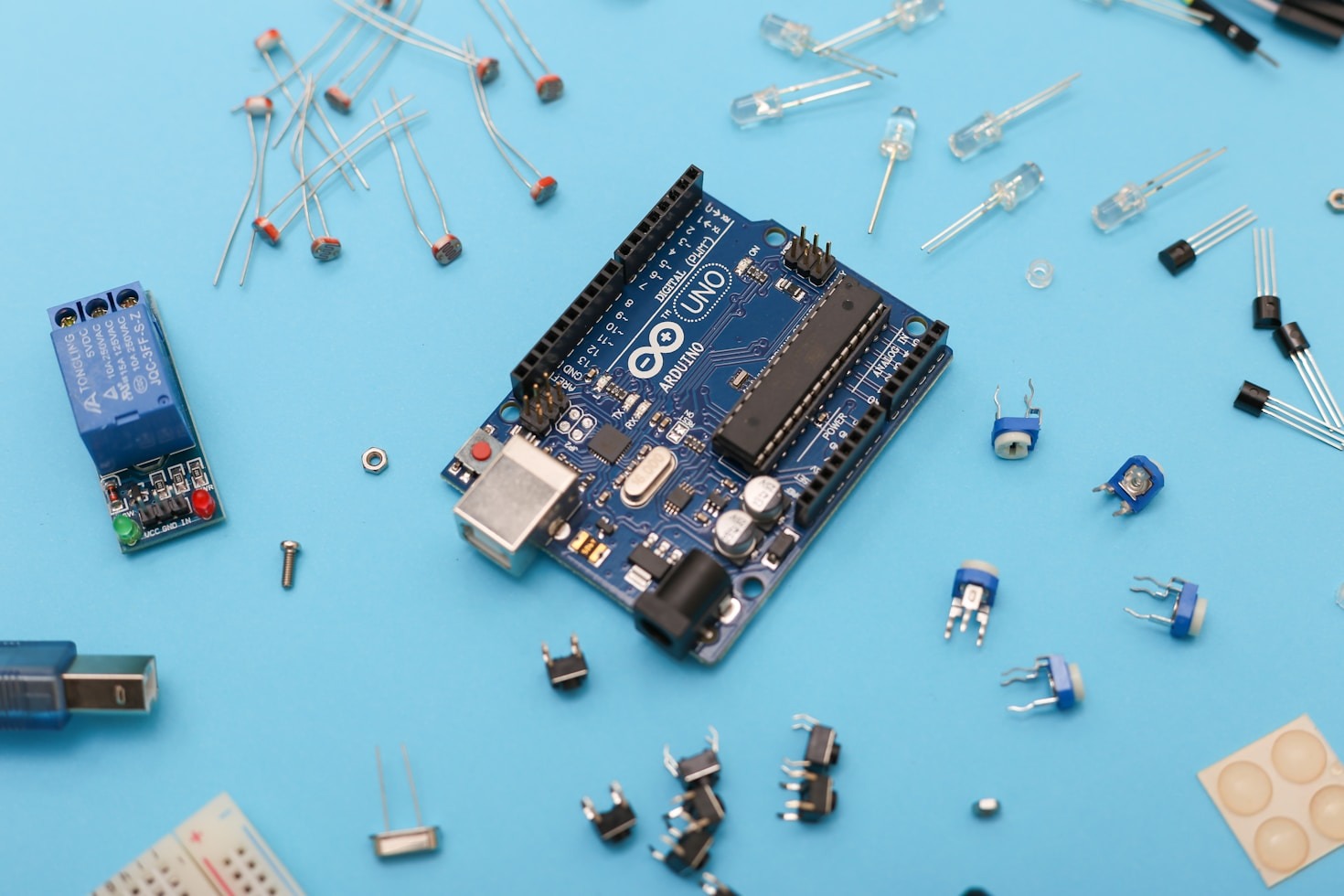 Top Tools Every DIY Tech Builder Needs